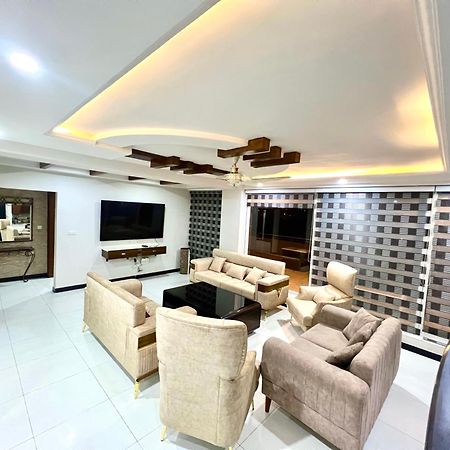 Penthouse 3Bedrooms - Luxury Apartment Hotel Islamabad Exterior photo